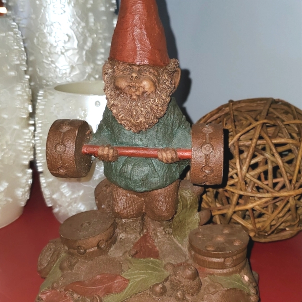 1985 Tom Clark retired Bubba Gnome #95 of Collection Work out